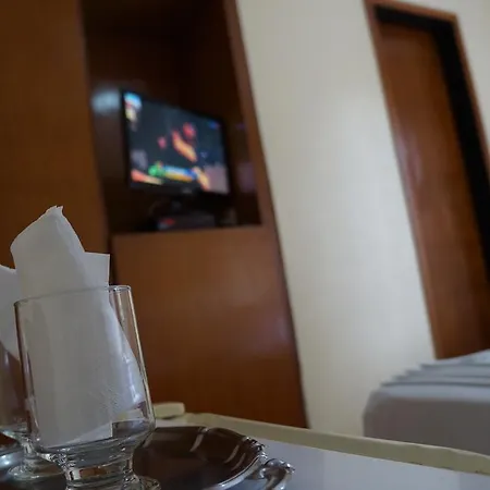 Malibu Hotel